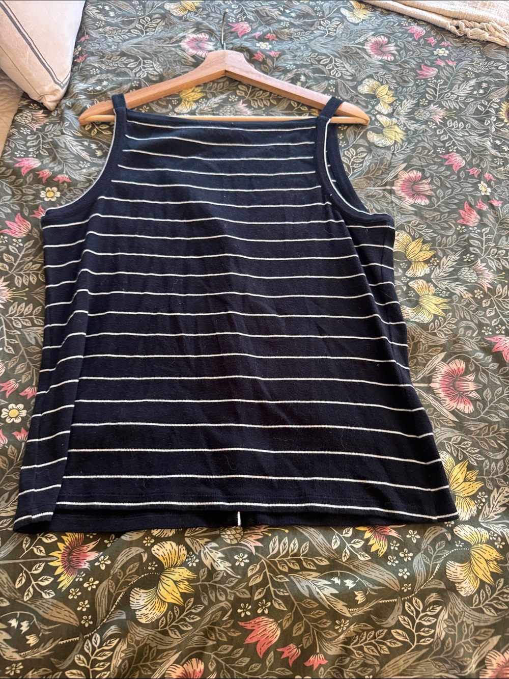 Ann Taylor Navy and White Striped Button Front Tank - Picture 4 of 4